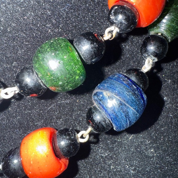 Vibrant Red, Blue, and Green Glass Beaded Vintage Necklace - Picture 2 of 5